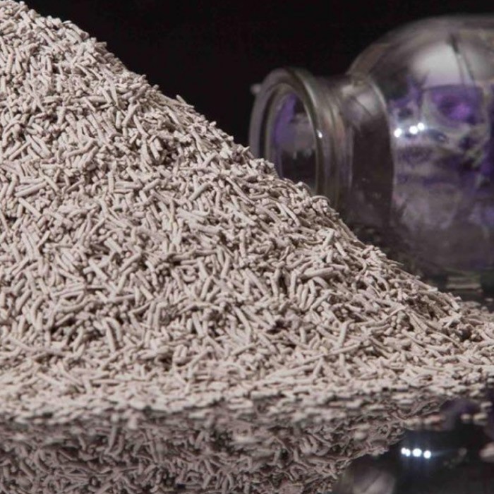 Granule ceramic pigment